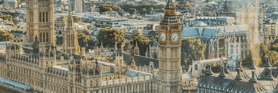 Londra saat kulesi